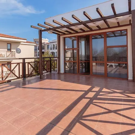 Aparthouse Paradise Bay * Sozopol