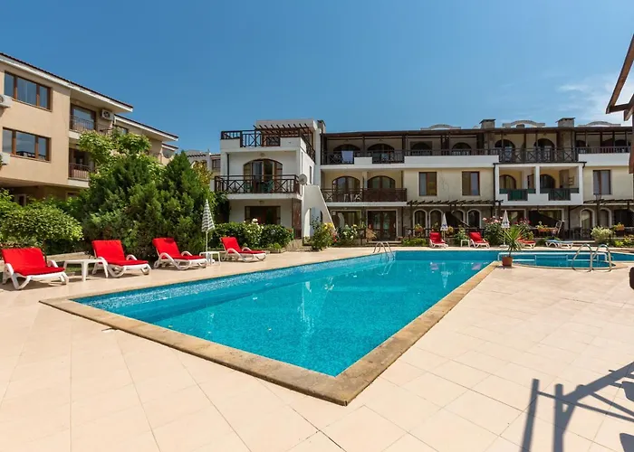 Aparthouse Paradise Bay