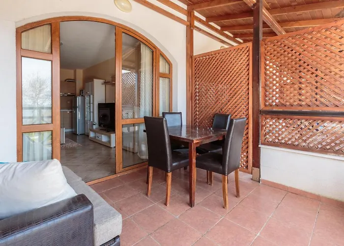 Aparthouse Paradise Bay * Sozopol