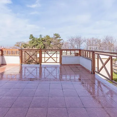 Aparthouse Paradise Bay *