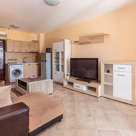 Aparthouse Paradise Bay Apartment Sozopol