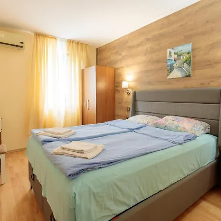 Aparthouse Paradise Bay Lägenhet *