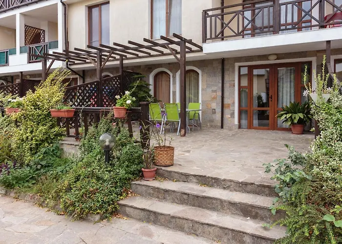 Aparthouse Paradise Bay