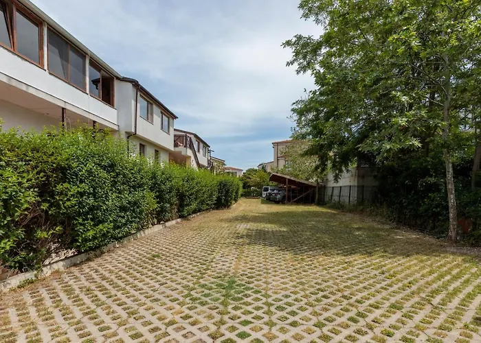 公寓 Aparthouse Paradise Bay 索佐波尔