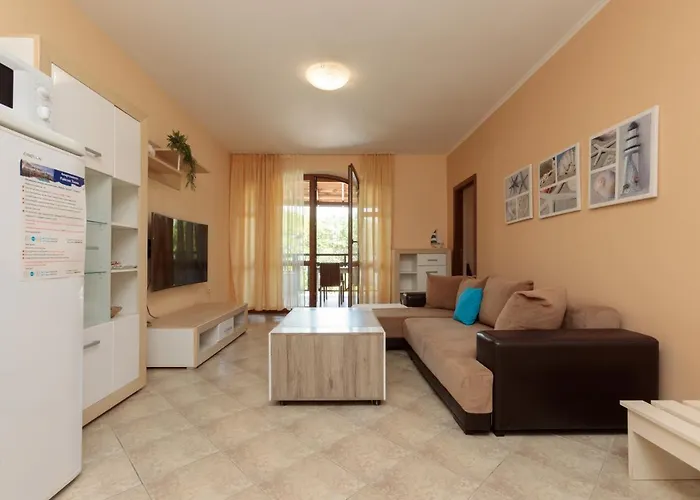 Aparthouse Paradise Bay *