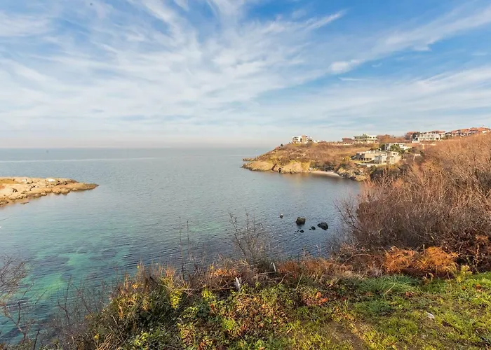 Aparthouse Paradise Bay شقة